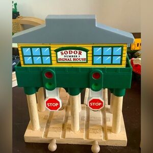 Rare Sodor Signal House #3 with Lights and Sounds Thomas & Friends, no batteries